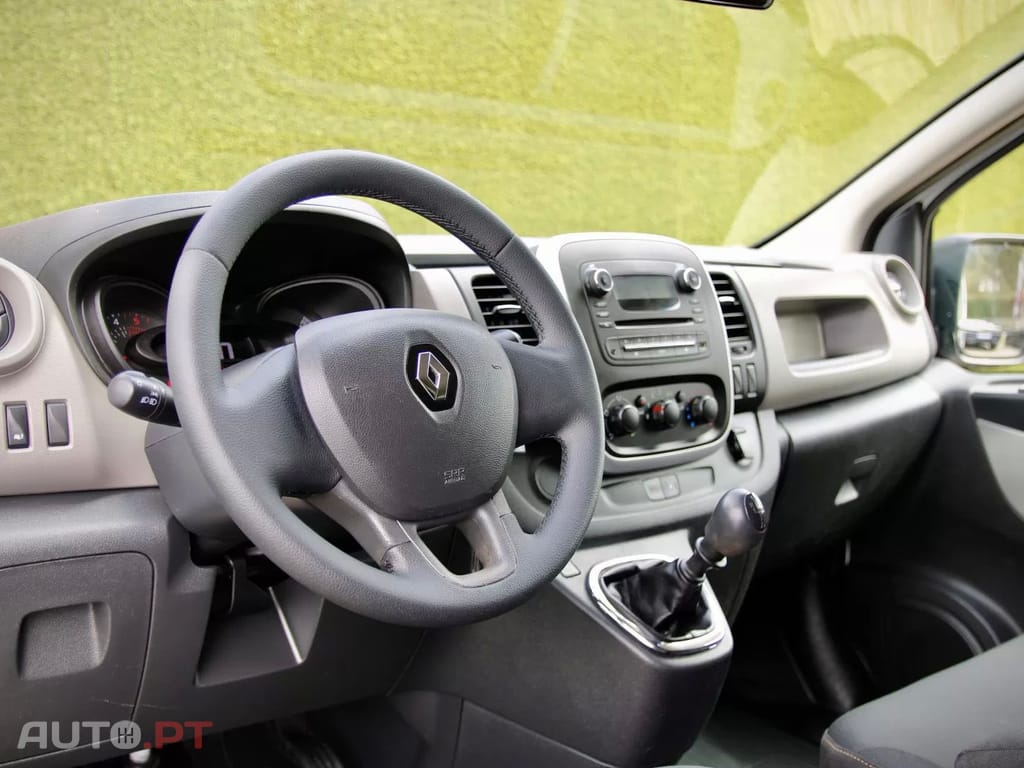 Renault Trafic TRAFIC 1.6 DCI TÉRMICA L2H1 - IVA DEDUTÍVEL