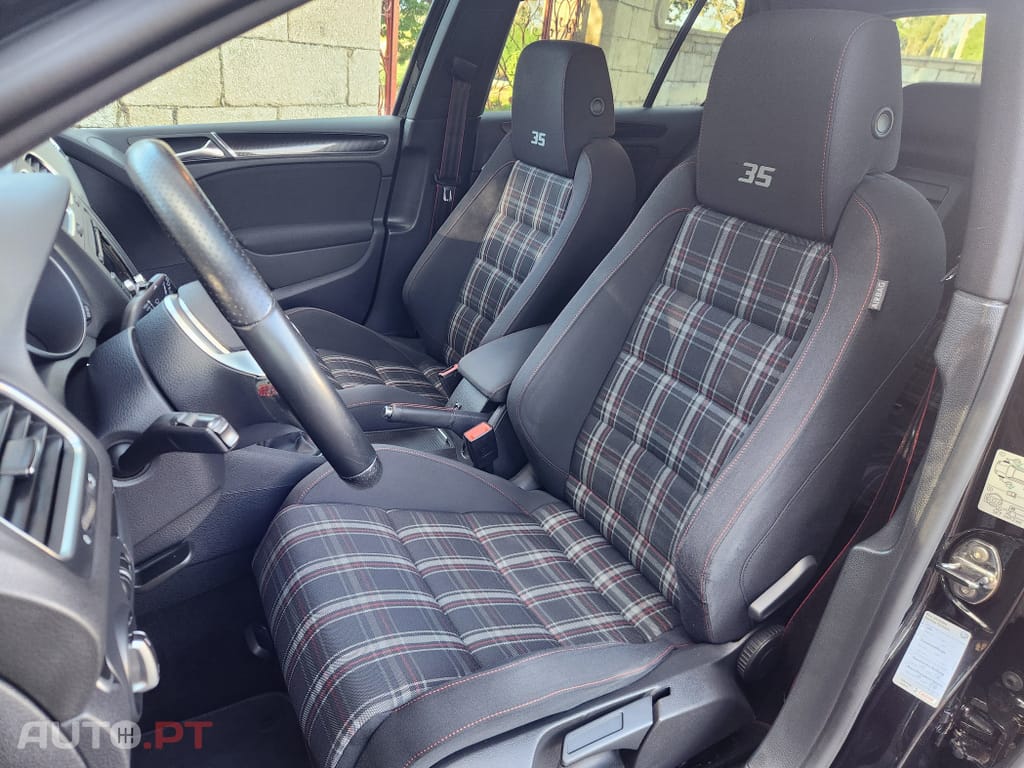 Volkswagen Golf 2.0 GTI Edition 35