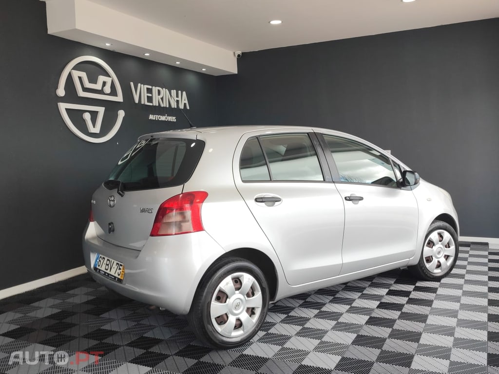 Toyota Yaris 1.0 VVT-i