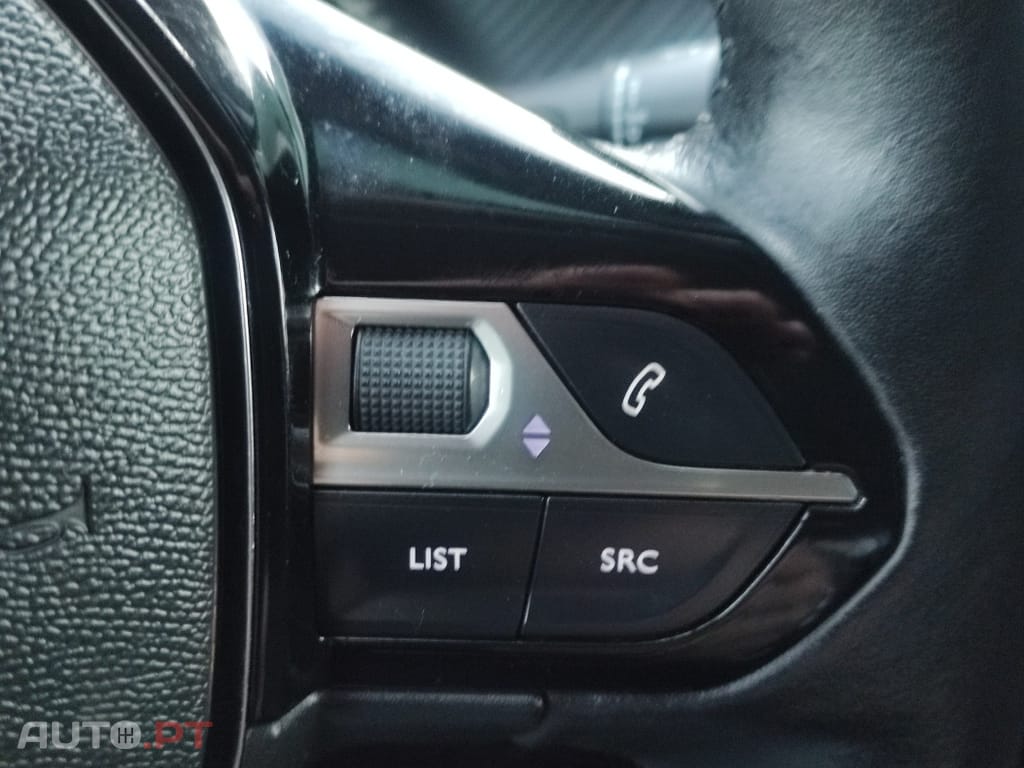 Peugeot 2008 1.5 BlueHDi Active