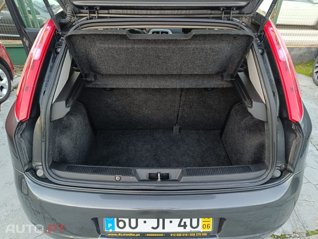 Fiat Grande Punto Outro