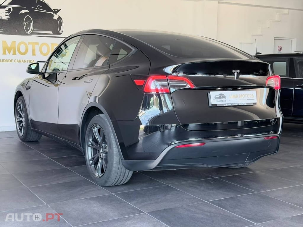 Tesla Model Y Long Range Tração Traseira