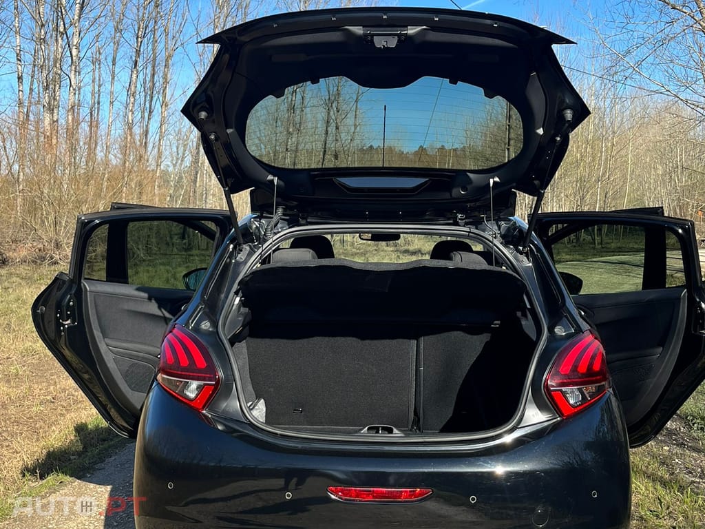 Peugeot 208 1.2 PureTech