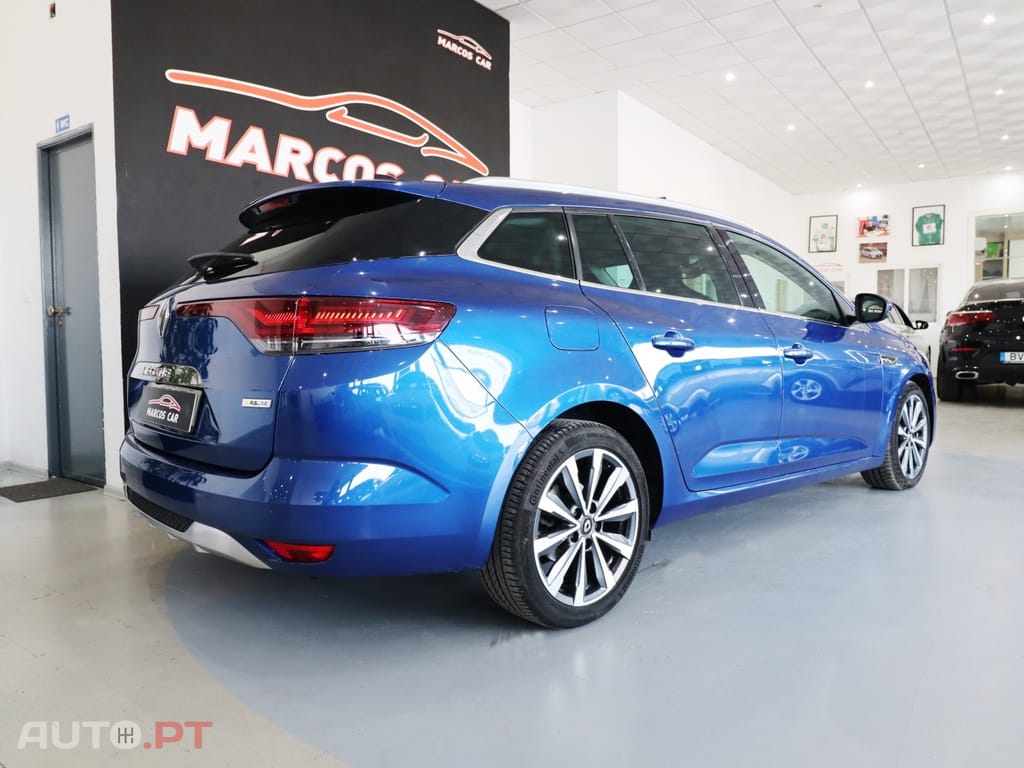 Renault Mégane Sport Tourer 1.5 Blue dCi R.S. Line