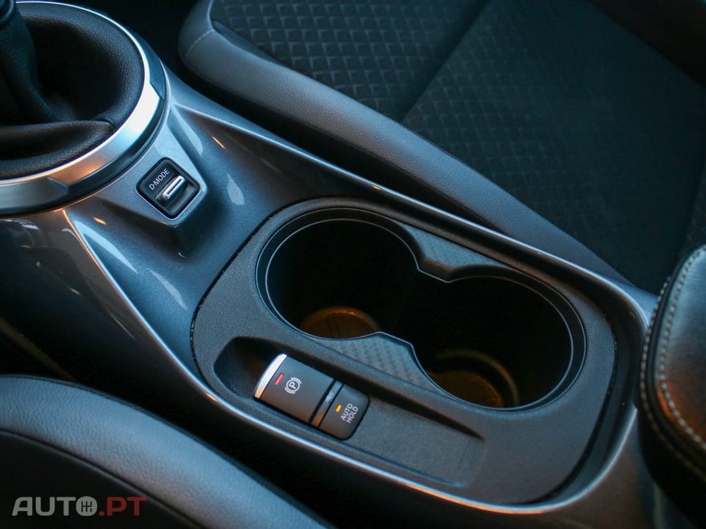 Nissan Juke 1.0 DIG-T N-Design Black