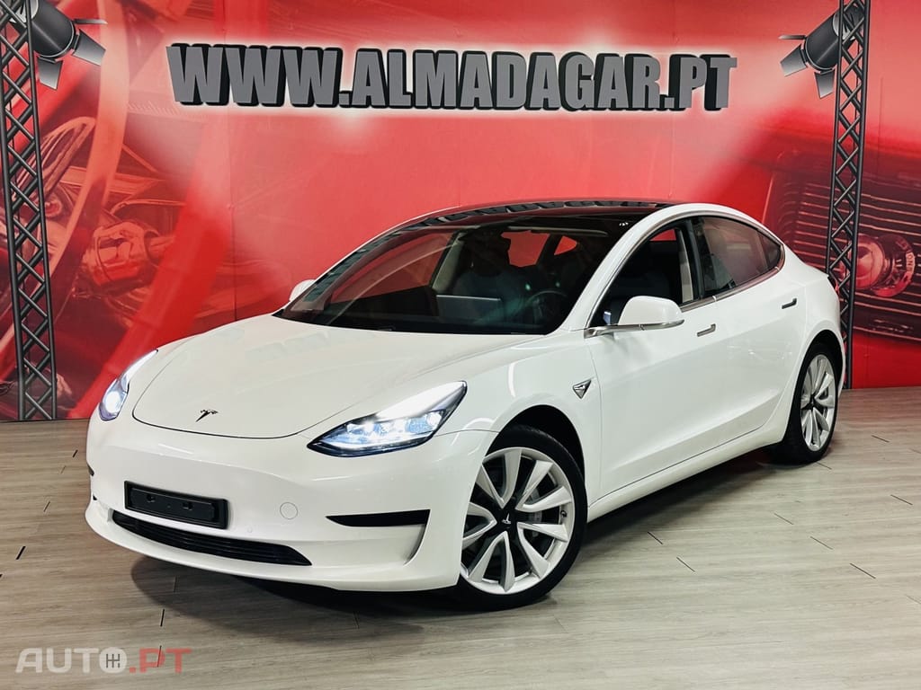 Tesla Model 3 Standard Range Plus RWD