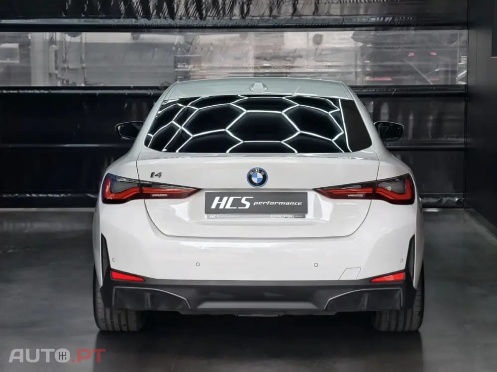 BMW i4 eDrive40