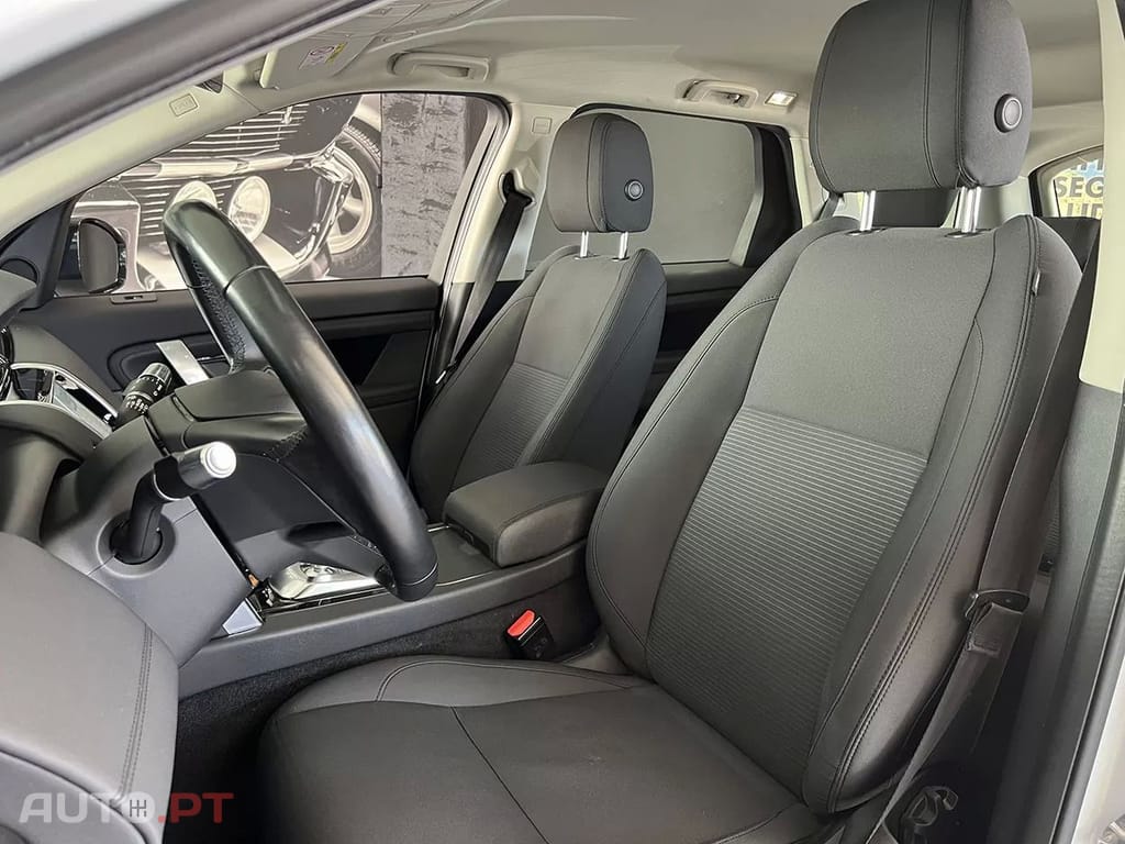 Land Rover Discovery Sport 1.5 I3 P300e AWD S