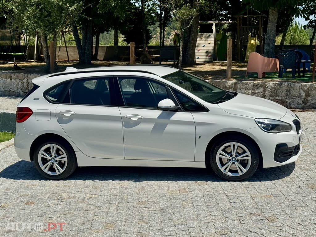 BMW 225 Line Sport