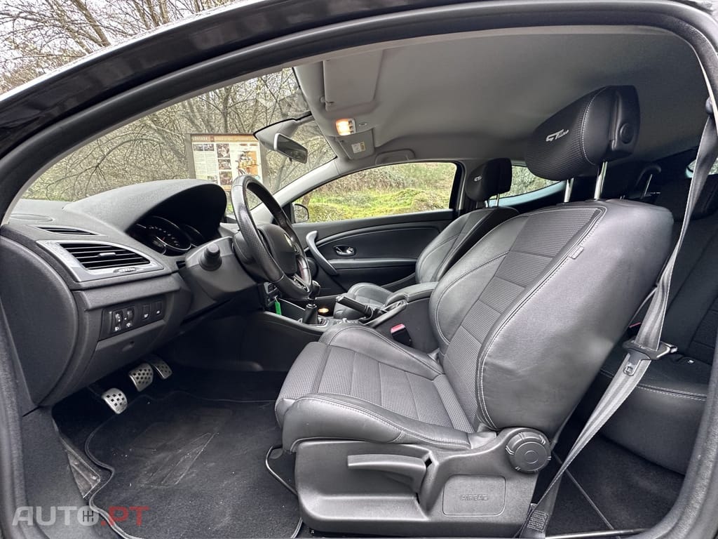 Renault Mégane Coupe 1.6 dCi GT Line SS