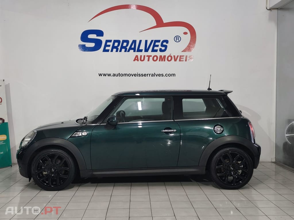 MINI Cooper Cooper S
