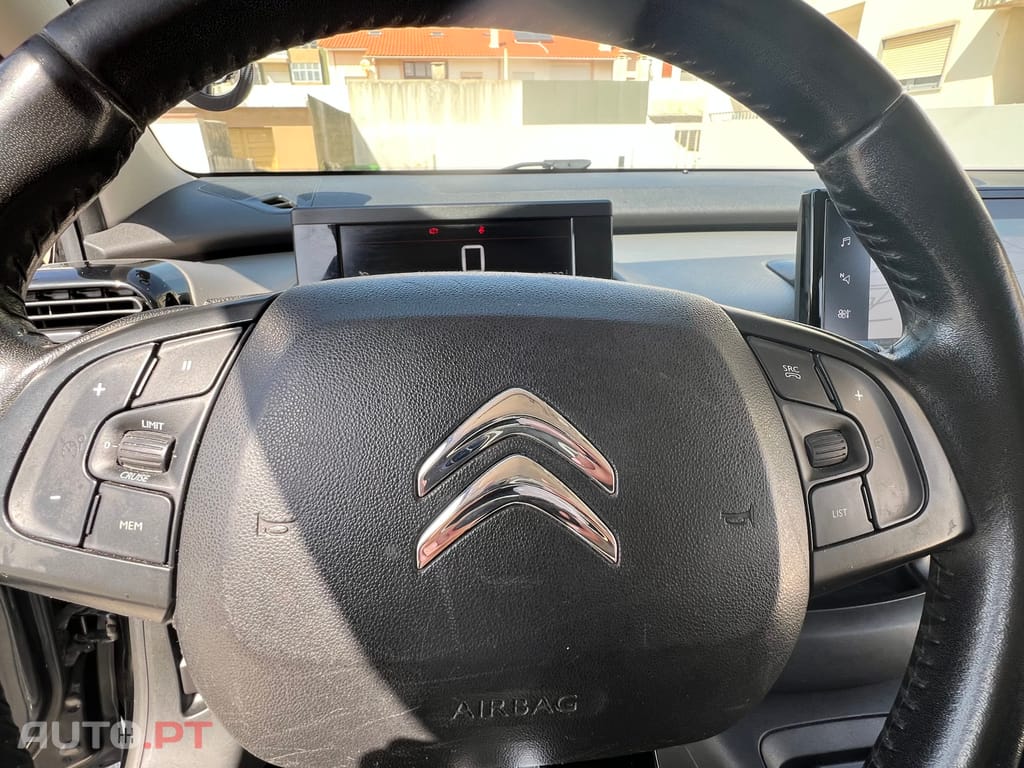 Citroen C4 Cactus 1.2 PureTech Shine Pack