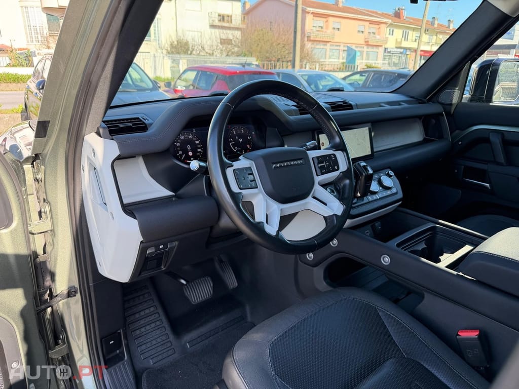 Land Rover Defender 2.0 D 110 AWD S