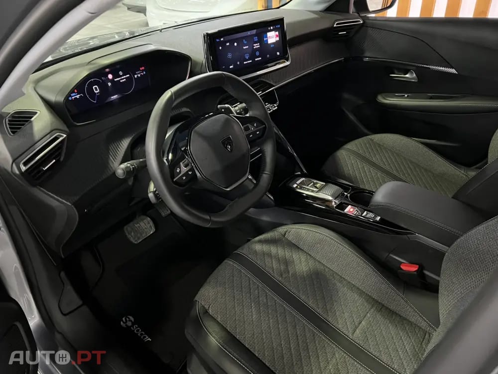 Peugeot 208 1.2 Hybrid Allure e-DCS6