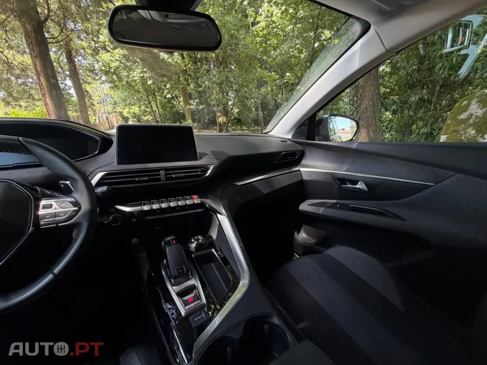 Peugeot 3008 1.2 PureTech Allure Pack EAT8