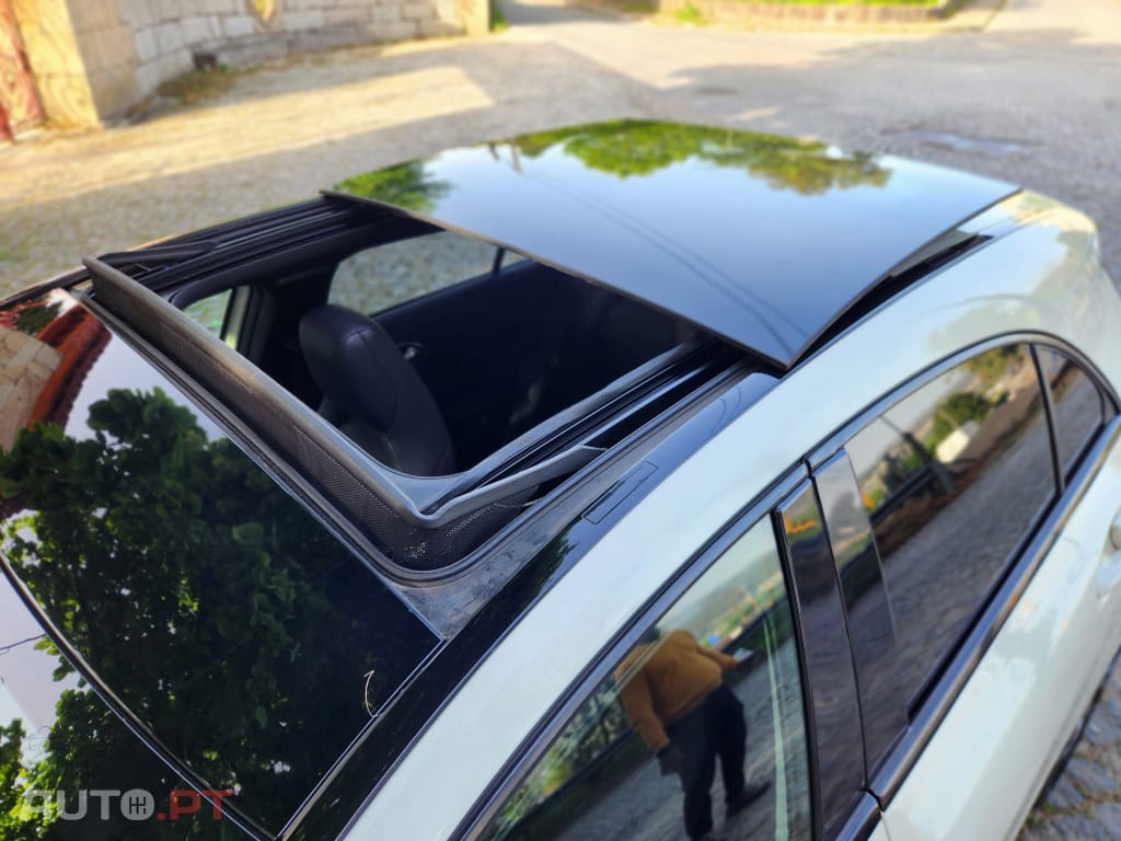 Mercedes-Benz A 180 d AMG Line