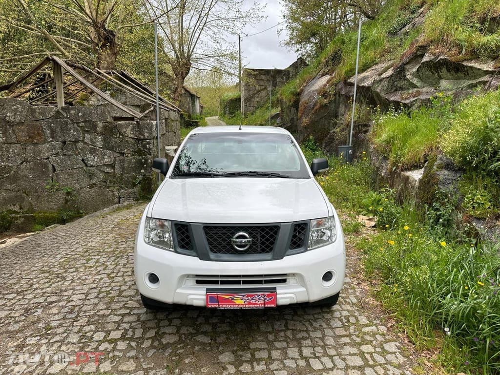 Nissan Navara 2.5 dCi CD LE 4WD