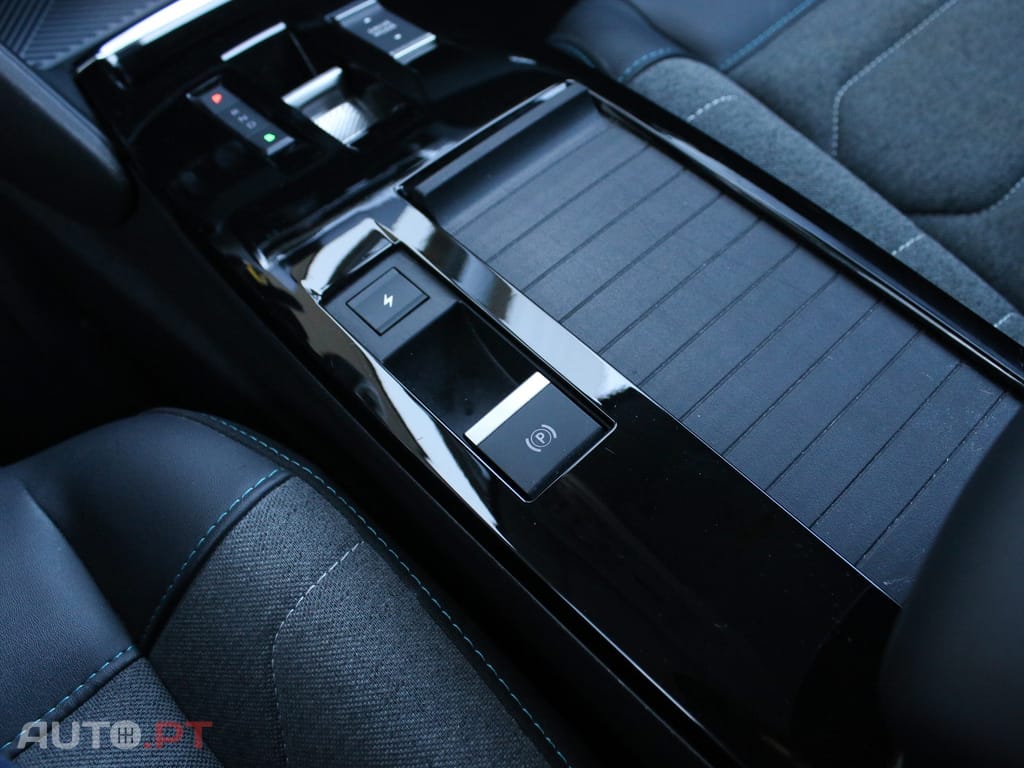 Citroen e-C4 C-Series