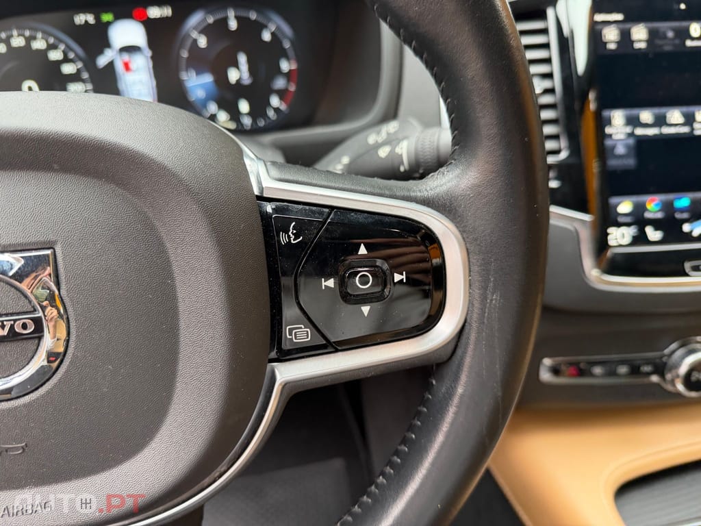Volvo XC90 B5 Inscription