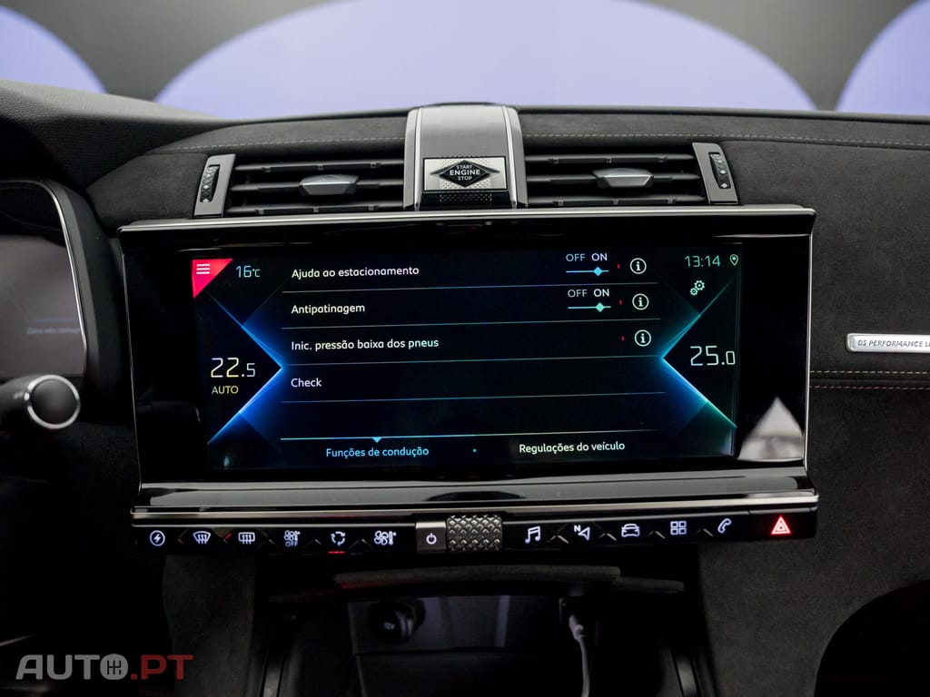 DS DS7 Crossback E-Tense Performance Line EAT8