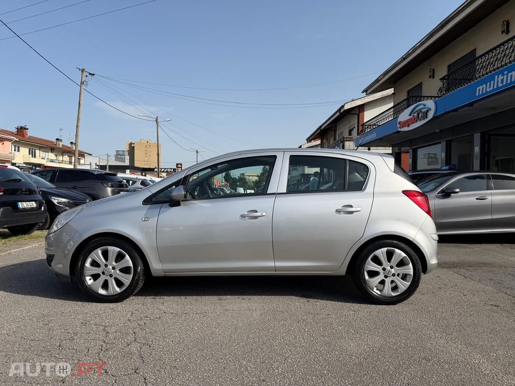 Opel Corsa 1.2 Enjoy Easytronic