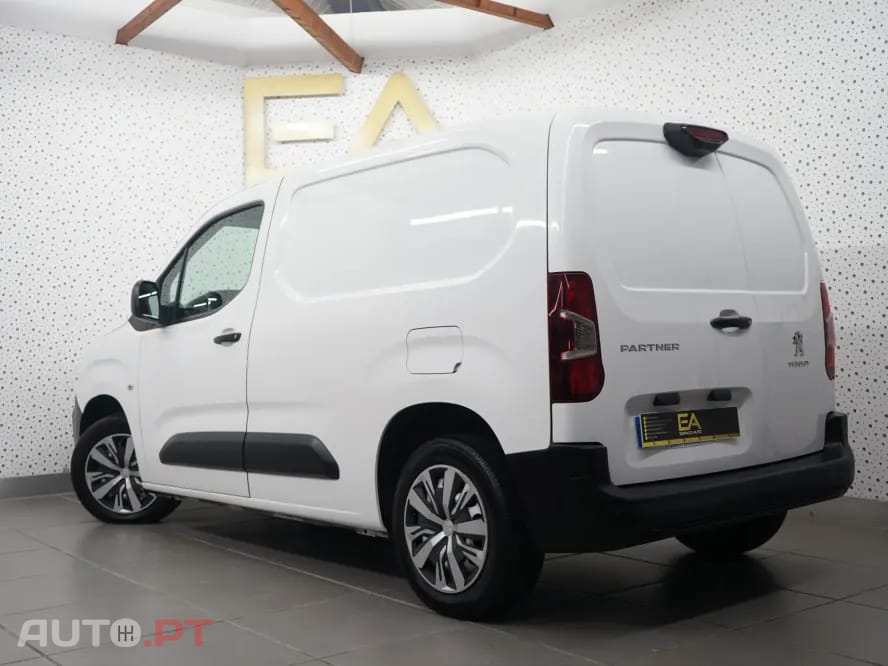 Peugeot Partner 1.5 Blue-HDI Asphalt L1 EAT8