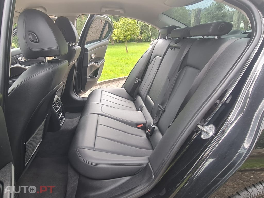 BMW 318 d Line Sport Auto