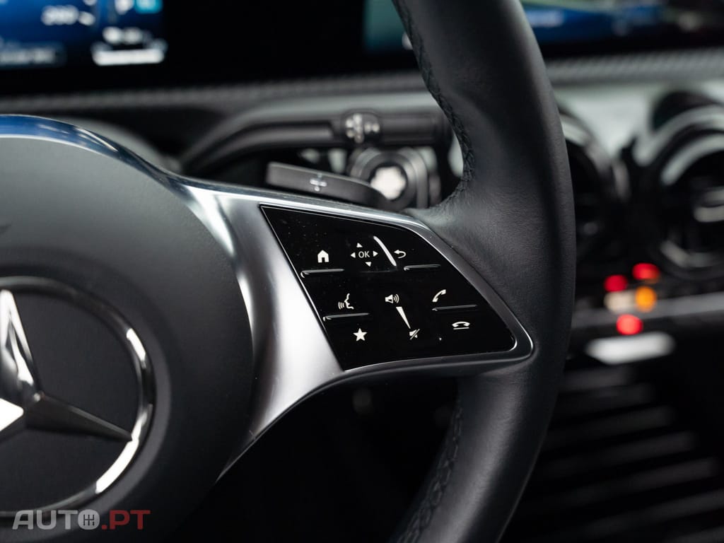 Mercedes-Benz A 250 e