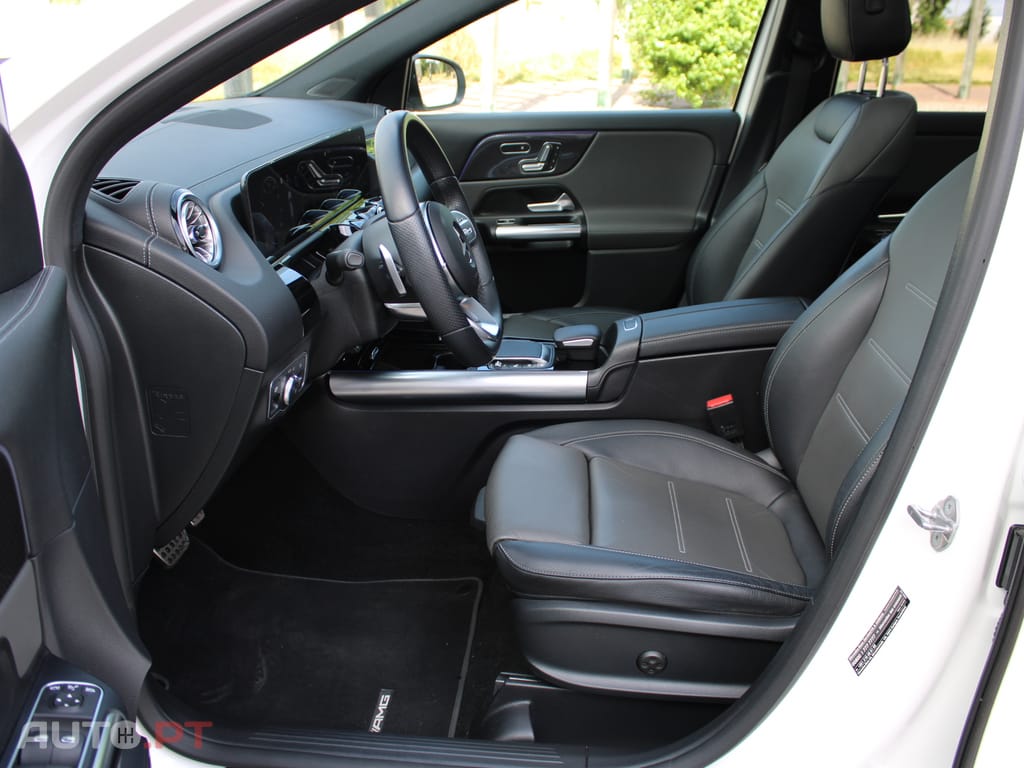 Mercedes-Benz GLA 200 AMG Line
