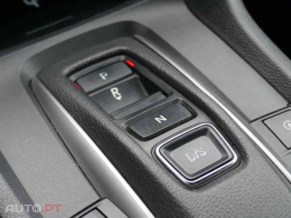 Honda Civic 1.6 i-DTEC Executive Premium 9AT