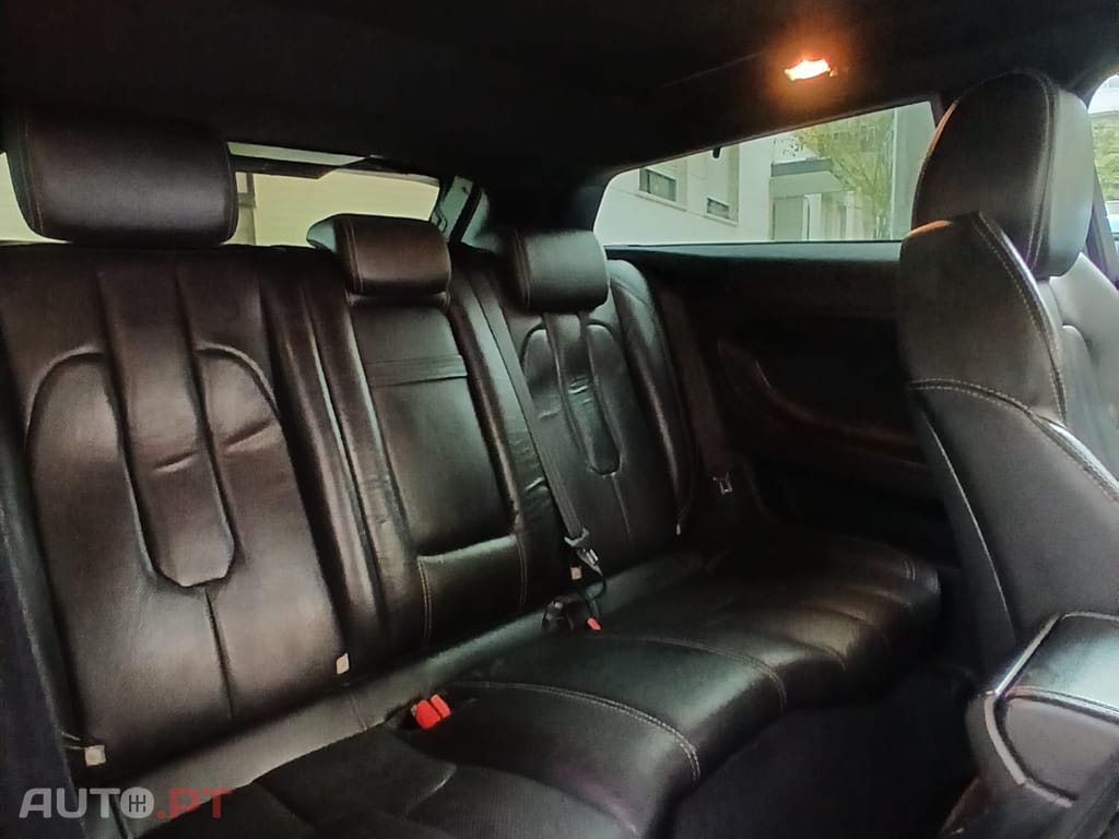 Land Rover Evoque Dynamic SD4 Coupé