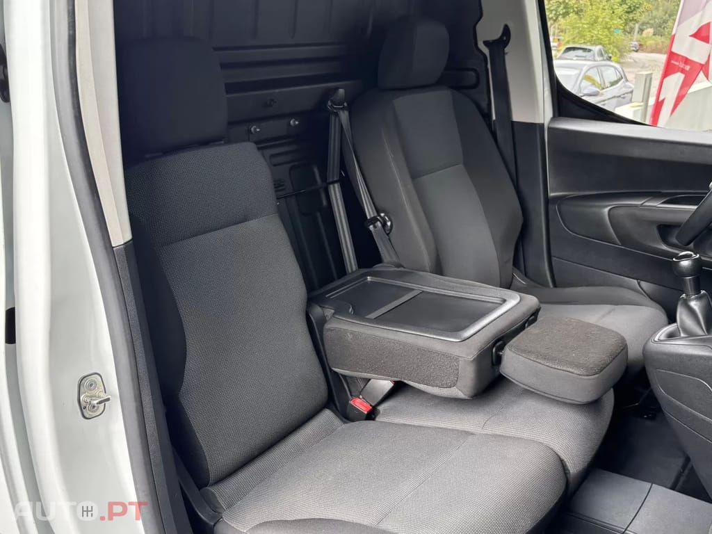 Peugeot Partner PARTNER 1.5 BLUEHDI PRO ST 3-LUG ( iva dd )