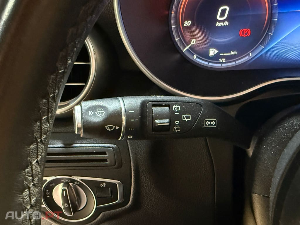 Mercedes-Benz GLC 300 de 4Matic 9G-TRONIC AMG Line