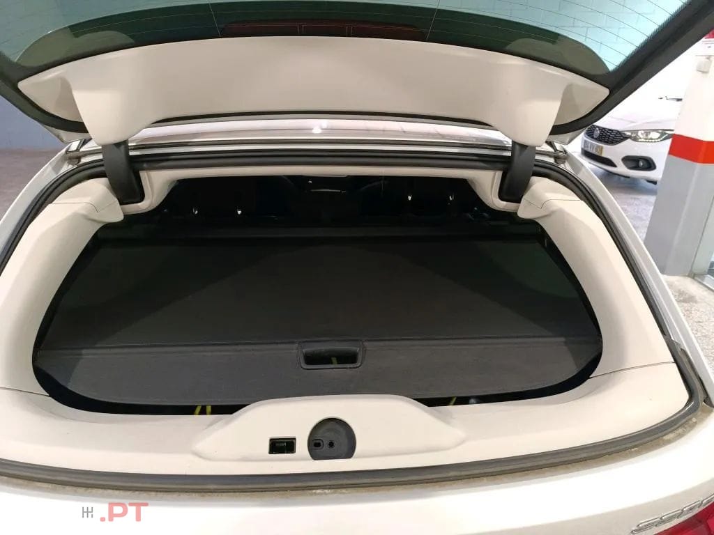 BMW 330 e Touring Corporate Edition Auto