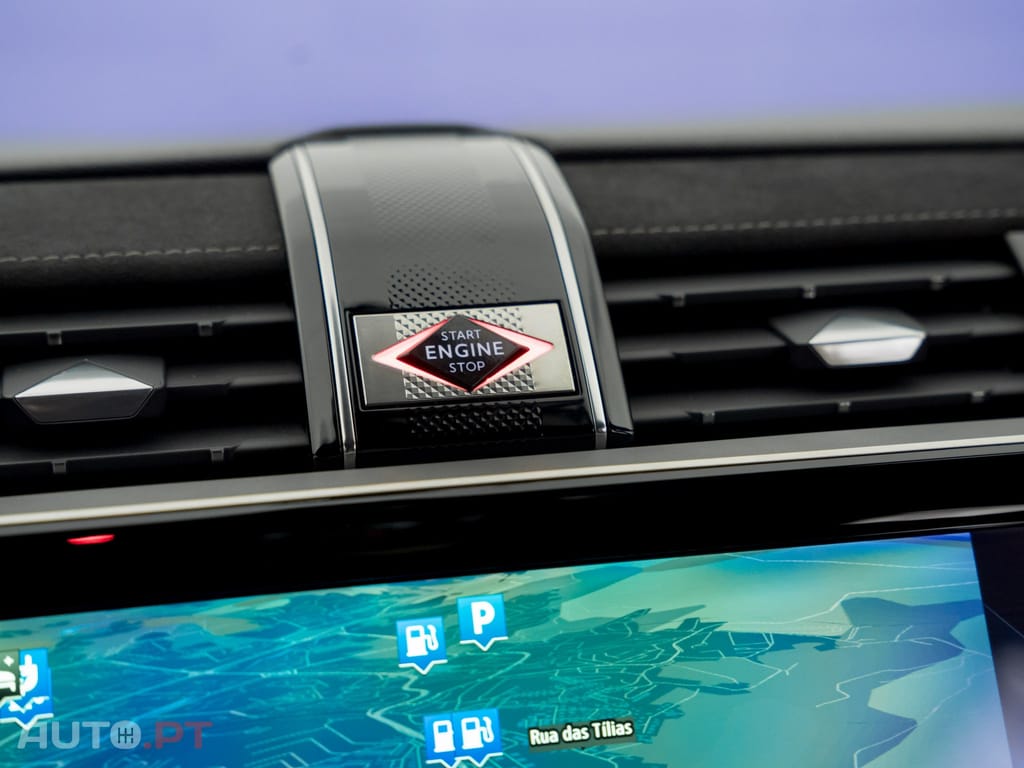 DS DS7 Crossback E-Tense Performance Line EAT8