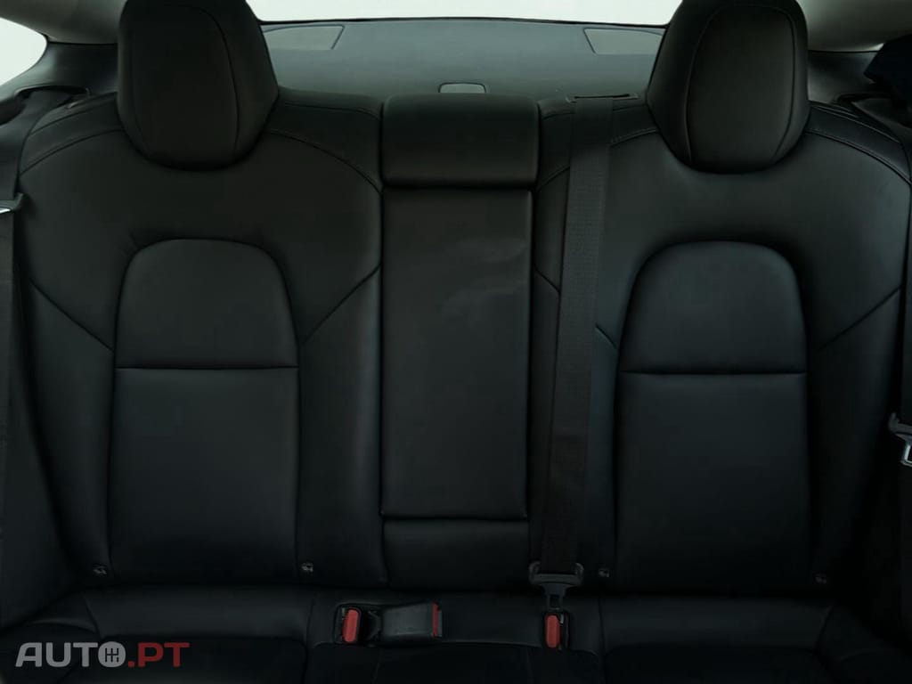 Tesla Model 3 Long-Range Dual Motor AWD