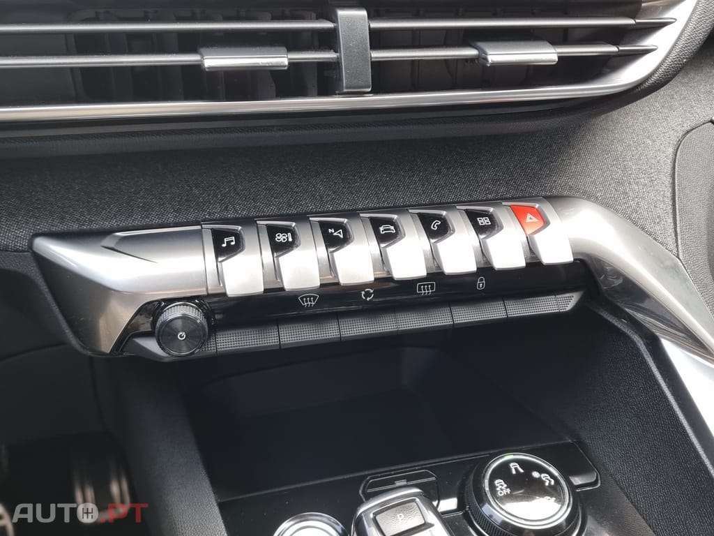 Peugeot 3008 1.2 PureTech Allure EAT6