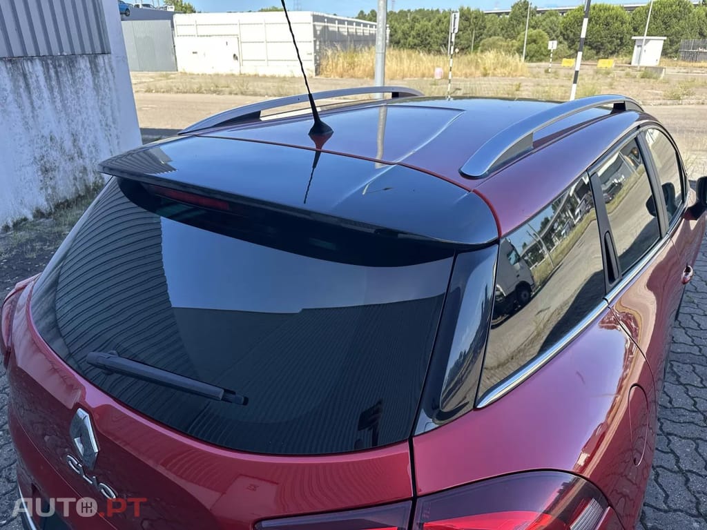 Renault Clio Sport Tourer TCe 120 EDC GT