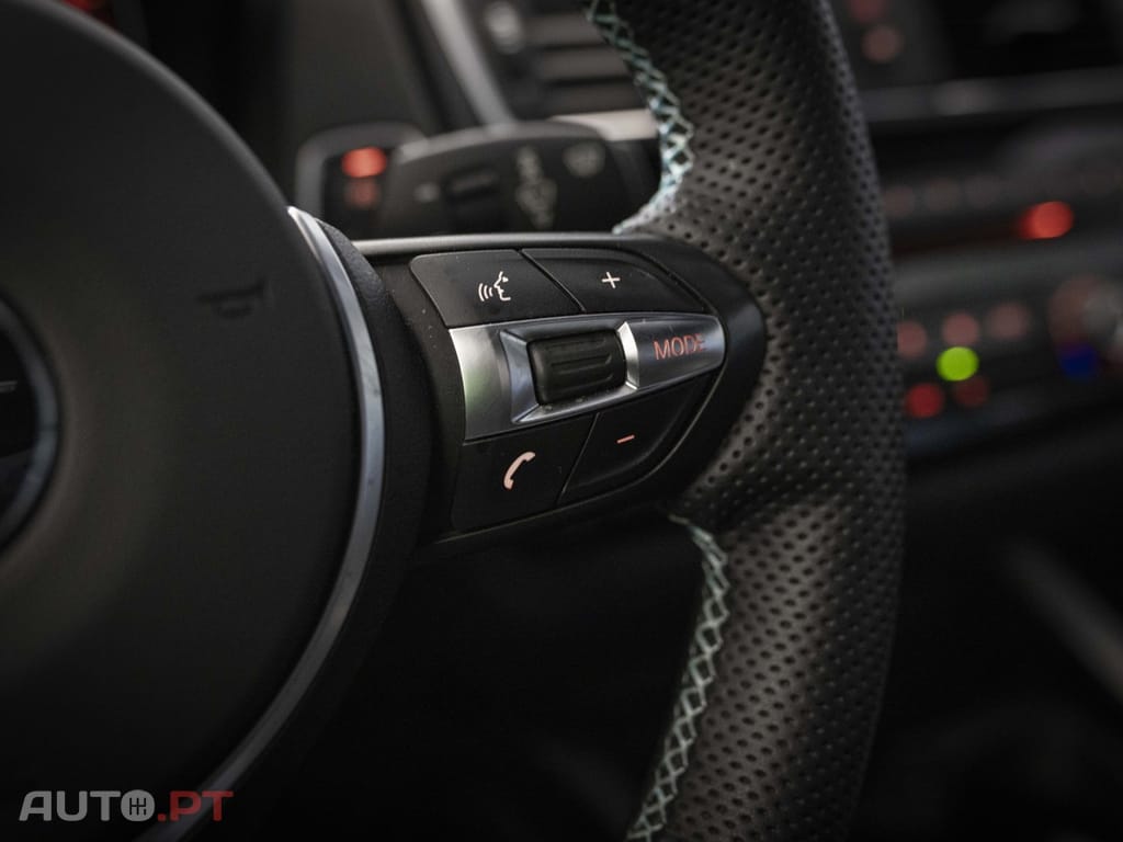 BMW 218 i Coupe Pack M