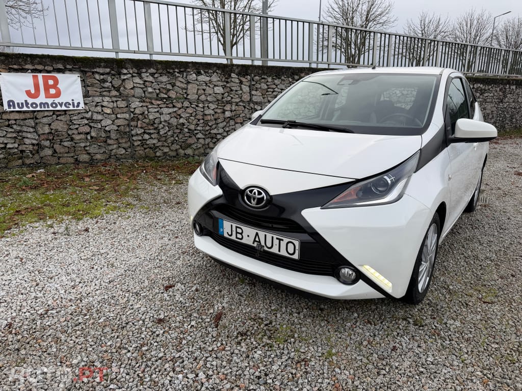 Toyota Aygo 1.0 X-Play+AC+X-Touch