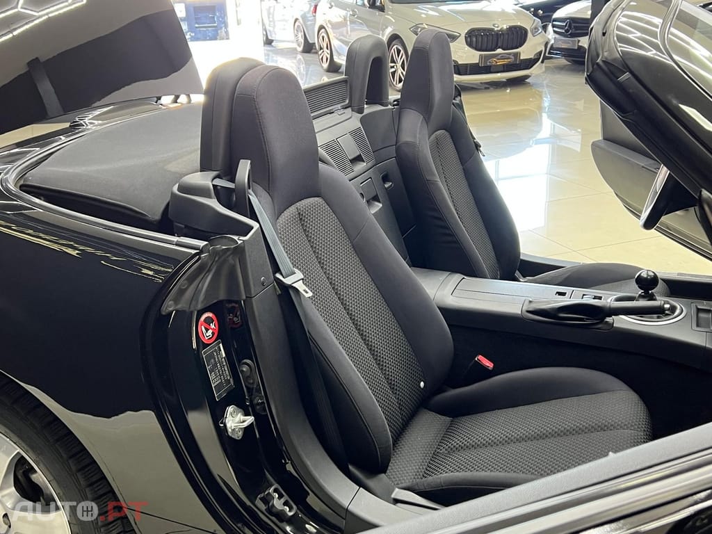 Mazda MX-5 1.8 MZR Emotion