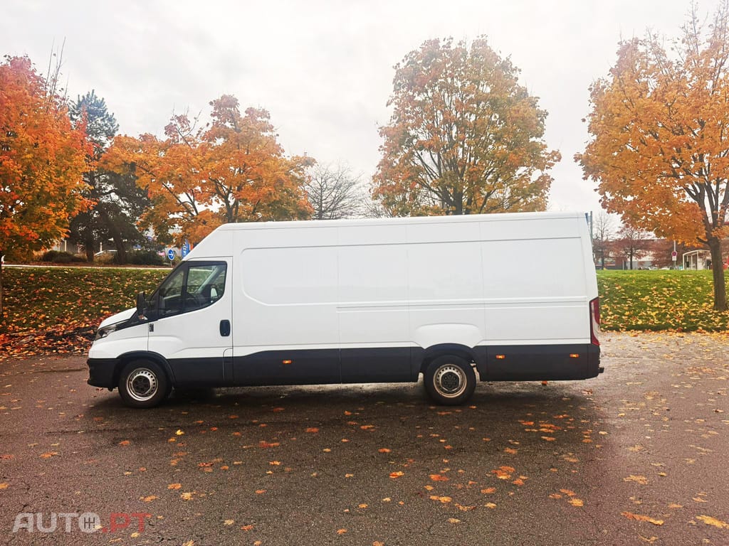 Iveco Daily 2.3 35S14 L5H2 18m3