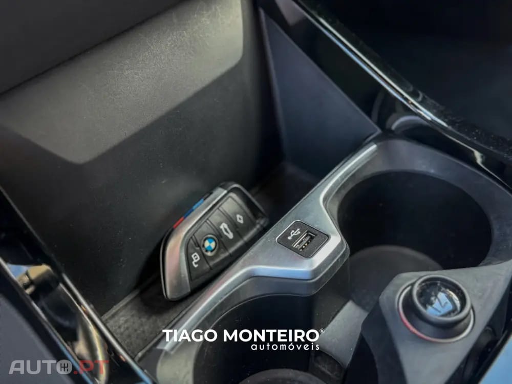 BMW 218 i Pack Desportivo M