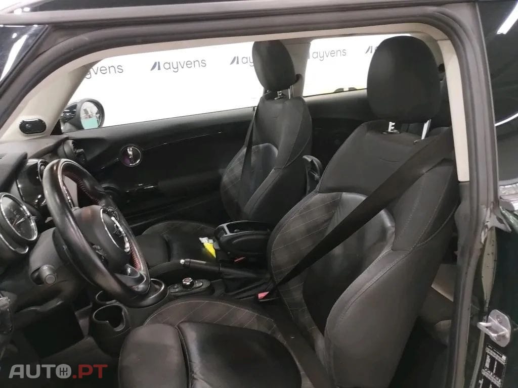 MINI Cabrio Cooper S Auto Desportiva