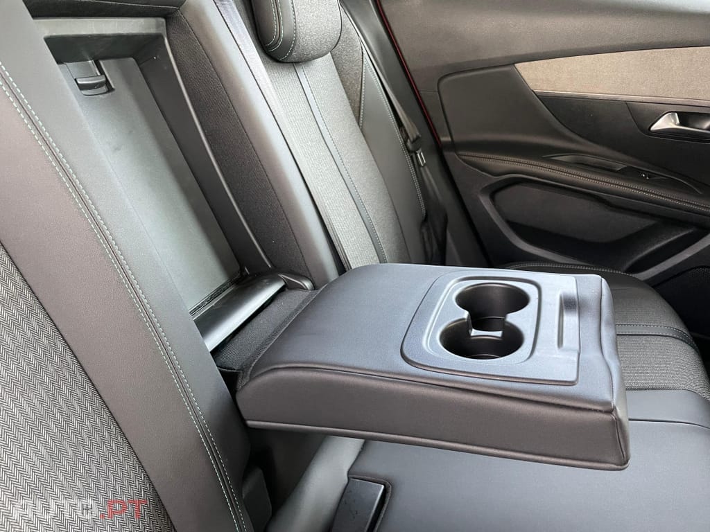 Peugeot 3008 1.2 PureTech GT EAT8