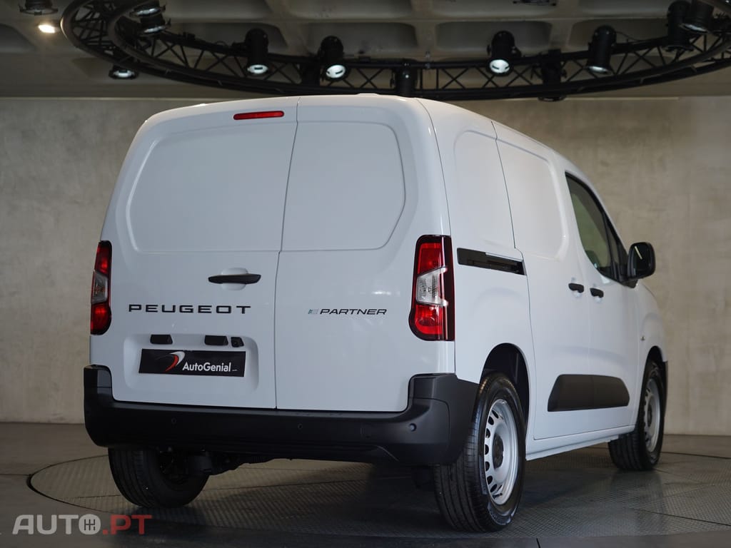 Peugeot E-Partner 50 kWh M Standard