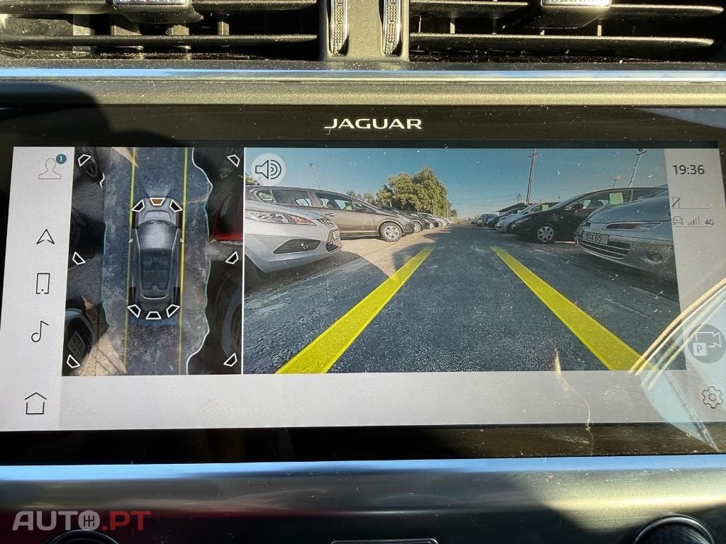 Jaguar I-Pace EV400 AWD R-DYNAMIC SE