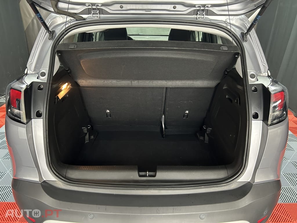 Opel Crossland X 1.2T Elegance