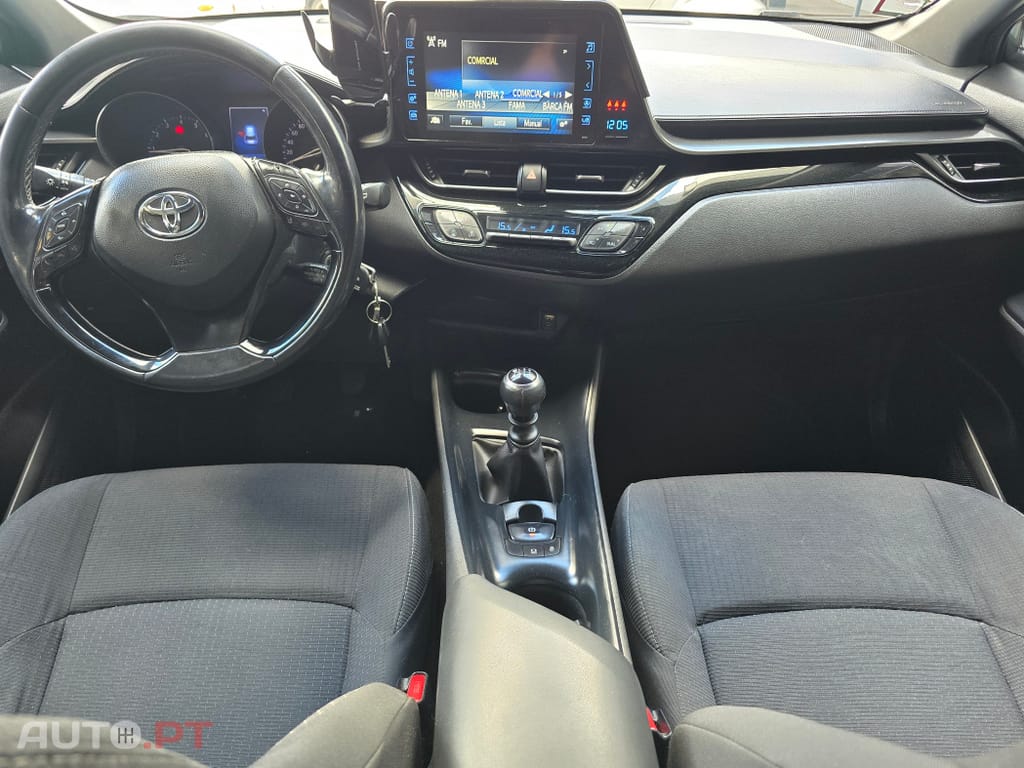 Toyota C-HR 1.2T Comfort