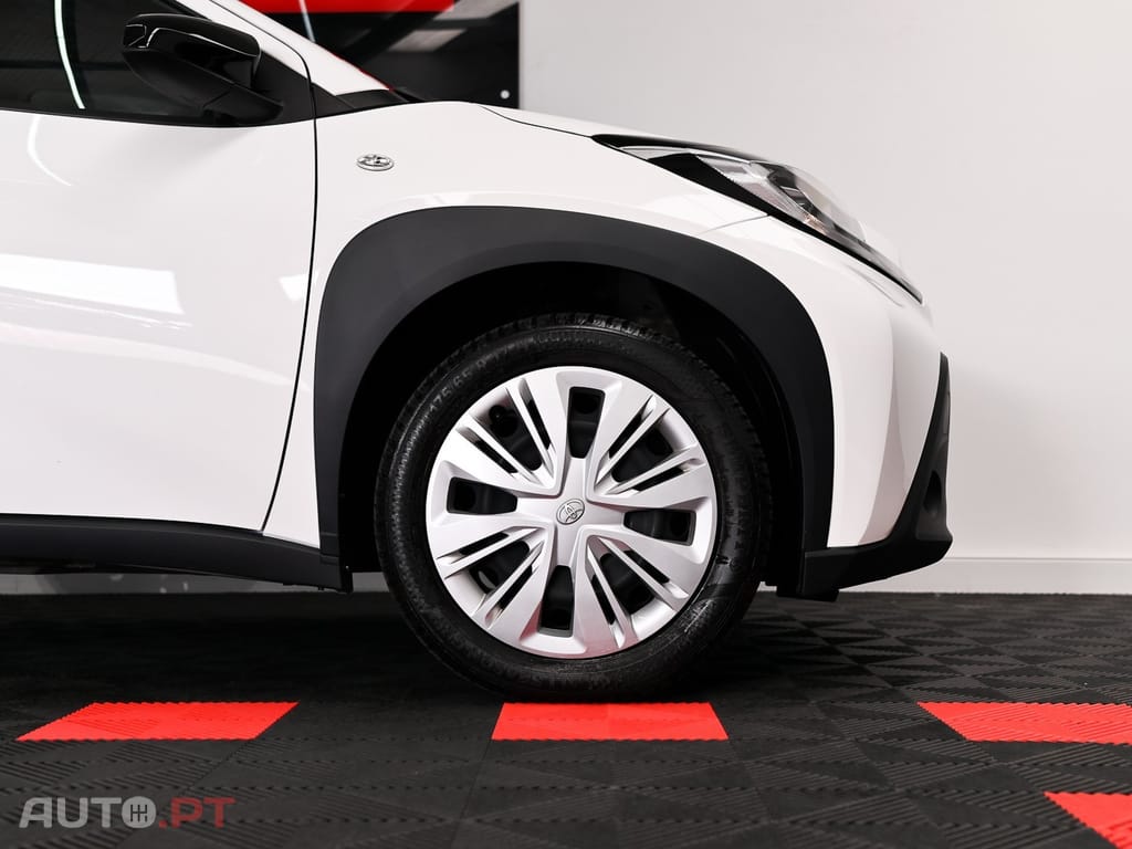 Toyota Aygo X 1.0 Play CVT